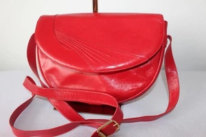 Bally Made in Italy Vintage Red Leather Crossbody Bag Shoulder Bag - Picture 1 of 16