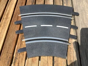 ✅Carrera Exclusiv 20577 Kurve 30° 1 Stück (CS116-5R13/4) - Bild 1 von 2