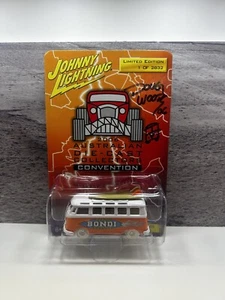 🟠2006 “Signed”White Lightning Australian Diecast Convention Vw Bondi Beach Bus - Picture 1 of 8