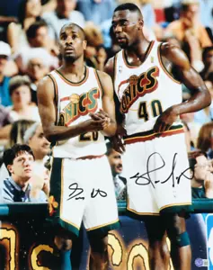 Foto firmada por Shawn Kemp y Gary Payton (Beckett) SuperSonics 16x20 - Imagen 1 de 4
