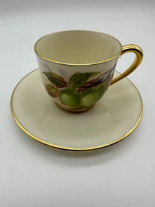 Lenox Jan Nosek Signed Demitasse Cup Bone China Green Apples Ivory Gold T312 - Picture 1 of 6