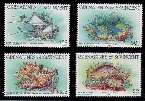 FISH  St Vincent Grenadines Mint NH Complete Set Scott # 399 - 402  Complete Cover