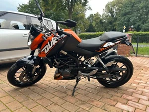 KTM Duke 125ccm 2015 - Bild 1 von 12