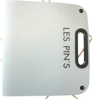 CLASSEUR NOIR VIDE POUR PIN'S PINS 3 PLANCHES DE 45 x 3 = 135  + 2 INTERCALAIRES - Photo 1/3