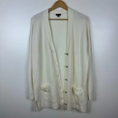 Cárdigan Talbots Perla Botón Cuello en V Súper Suave en Crema Talla L | Preppy Clásico Foto 1 de 4