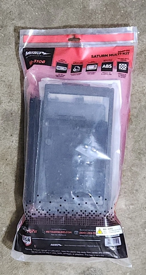 Metra 99-3108 DIN & DDIN Dash Kit for Select 2000-05 Saturn Vehicles Black - Image 1 of 3