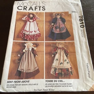 Muñecas ángel McCall’s 7810 22” y patrón de costura de ropa sin cortar - Imagen 1 de 4
