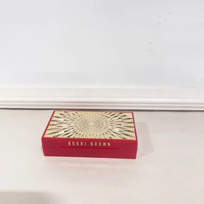 Sombra de ojos Bobbi Brown Duo dorado brillante tono metálico antorchado y marrón brillante Foto 1 de 2