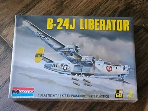 2011 Monogram 1/48 Scale B-24J LIBERATOR #85-5629 - Brand New SEALED - Picture 1 of 5