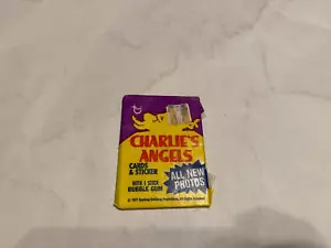 CHARLIES ANGELS 1977 Topps paquete de cera de tarjetas coleccionables con 6 tarjetas casi como nuevo - Imagen 1 de 2