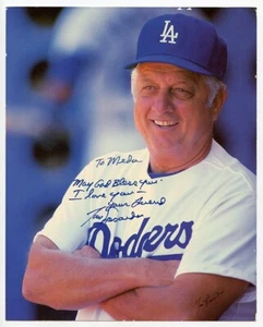 Dodgers Tommy Lasorda signiert 8 x 10 Bild - Bild 1 von 1