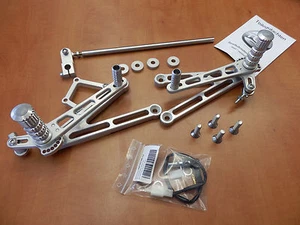 CBR 900 Fireblade SC28 92-93 ABM Fussrastenanlage Rastenanlage NEUWARE foot peg  - Bild 1 von 12