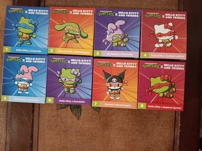 Juego de 8 figuras de colaboración de juguete Happy Meal de Hello Kitty McDonald's TMNT x Foto 1 de 4
