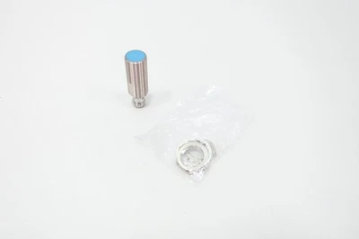 Azbil FL7M-7J6HD-CN Proximity Sensor 10-30v-dc - Image 1 of 4