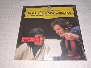 LP- Alban Berg, Igor Stravinsky, Itzhak Perlman - Violin Concertos / SEALED - Picture 1 of 2
