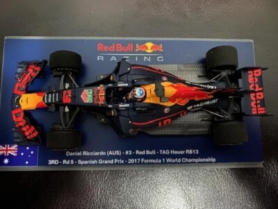 1/43 Spark Daniel Ricciardo Red Bull - TAG Heuer RB13 - 2017 Spanish GP - Image 1 of 4