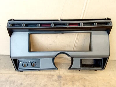 Moldura cluster calibre prata 80-86 F150 F250 F350 Bronco - Imagem 1 de 4