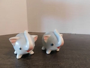 VINTAGE ~JAPAN~ RARE Elephant Painted SALT PEPPER SHAKERS - Picture 1 of 2