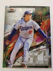 2024 Topps Finest - Common Yoshinobu Yamamoto #50 (RC) - Picture 1 of 2