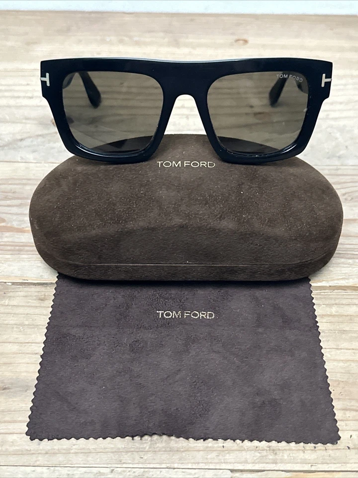 Gafas de sol Tom Ford TF711 01A Fausto 53x20 marcos cuadrados 129 usadas G2U Foto 1 de 4