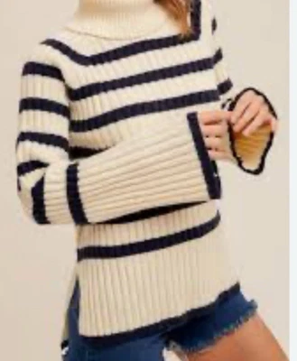 NUEVO Suéter Suéter Mujer XS Crema y Negro Rayas Rugby Cuello Alto Pullover Manga Ancha Foto 1 de 4