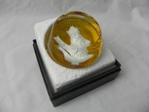 Cristal de Baccarat-Franklin Mint-Carlemagne-Pisapapeles camafeo-De colección-Astillado - Imagen 1 de 13