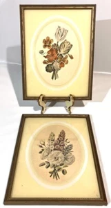 VINTAGE 2 STILL LIFE PRINTS FRAMED OVAL MATTE BOUQUET OF FLOWERS UNDER GLASS - Picture 1 of 8