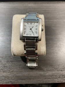 SILVER TONE WOMEN'S SEVILLE WATCH NEW BATTERY - Picture 1 of 6