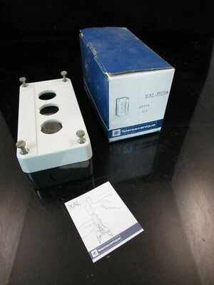 SCHNEIDER ELECTRIC XAL-B03A / XALB03A (NEW IN BOX) - Image 1 of 2