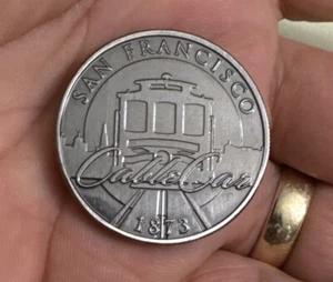 San Francisco Souvenir Coin Magnet - Cable Cars ~ New - Picture 1 of 5
