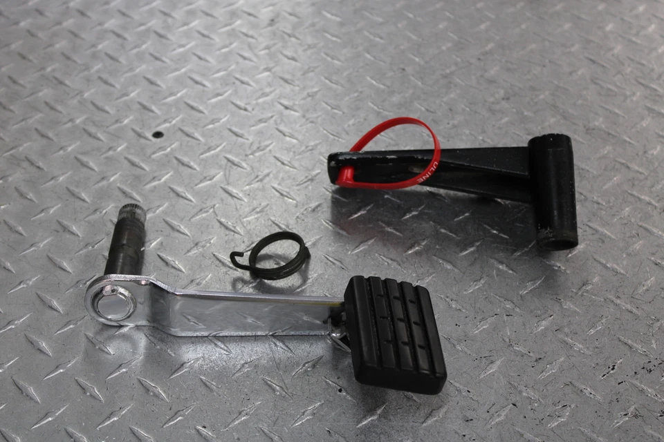 Yamaha Royal Star XVZ1300AT 1999 Tour clásico pedal de freno 4NK-27211-00-00 Foto 1 de 4