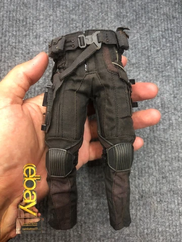 1/6 Hot Toys MMS241 Captain America Winter Soldier Pants for Action Figure Cover