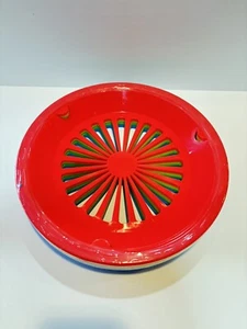 NEW x12 Colorful Reusable Plastic Paper Plate Holders Picnic BBQ Camping Party - Picture 1 of 5