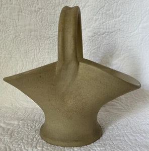 HILLSTONIA Stoneware Basket / Vase Ornament *Vintage* - Picture 1 of 7