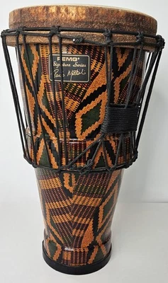 Djembe Drum de Paulo Mattioli X Remo Signature Series 20" de alto base de tela Kente  Foto 1 de 4