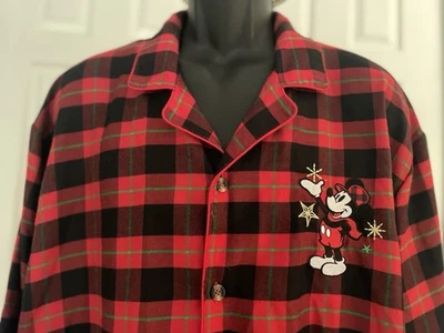 NUEVO Top de pijama XL para hombre Disney Store - Mickey bordado - Vacaciones de Navidad Foto 1 de 4