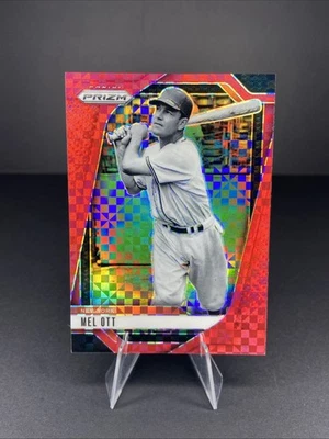2025 Panini Prizm Mel Ott 60/99 Red Power Prizm #232 - Giants HOF Foto 1 de 3