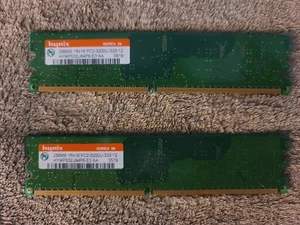 2X Hynix 256MB DDR2-400 RAM PC2-3200U-333-12 CL3 1Rx16 Dimm HYMP532U64P6-E3 AA - Picture 1 of 4