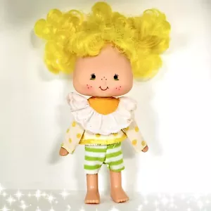 Lemon Meringue Strawberry Shortcake Doll Classic Retro-1980s-Design 2015 Doll - Picture 1 of 8