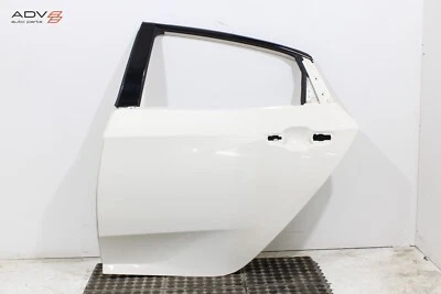 Honda Civic 2017-2021 hatchback trasero izquierdo lado del conductor panel de carcasa OEM Foto 1 de 4