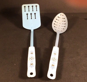 Vintage Ecko Blue Enamel Slotted Spoon & Spatula W/Blue Tulip Floral Handles - Picture 1 of 6