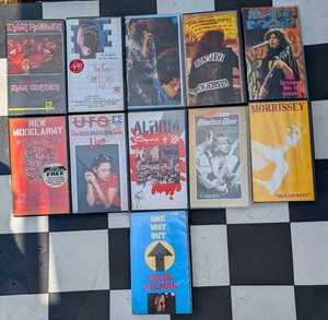 11 VHS Music Videos, Iron Maiden, Pink Floyd, Bon Jovi, New Model Army. Rock - Imagen 1 de 4