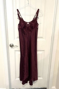 Flora Elegant long Nightgown romantic Merlot Wine Padded Bust silky satin Small - Picture 1 of 5