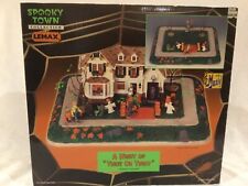 NEW Lemax Spooky Town A Night Of Trick Or Treat 2003 Animated Base - Tested
