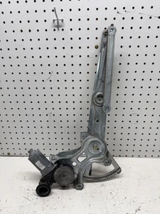 03-05 Toyota Corolla Passenger Front RH Window Regulator Assembly w/ Motor OEM - Picture 1 of 3