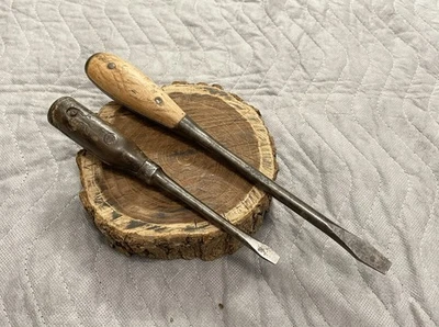 Lot of 2 Vintage Split Wood Perfect Handle Screwdrivers Irwin & Ben Hur - USA - Image 1 of 4