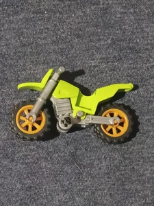 LEGO Motorcycle Dirt Bike lime green gold rims for minifigures 60049 - Picture 1 of 5