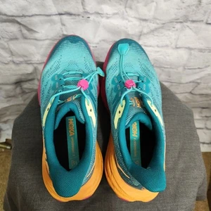 Zapato Deportivo para Correr Hoka Y Speedgoat 5 Juvenil, Talla 6MD EE. UU., Verde azulado, amarillo, rosa - Imagen 1 de 10