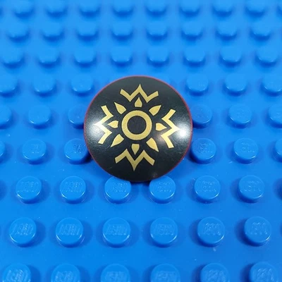 LEGO LOTR Rey Theoden Eomer Rohan Escudo Redondo Verde Oscuro y Patrón Dorado Foto 1 de 3