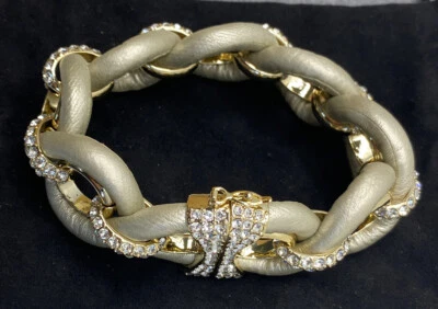 Brazalete de tela de diamantes de plata Joan Boyce Foto 1 de 4